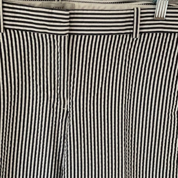 JCrew capris in beautiful seer sucker black and white stripes - Picture 2 of 8
